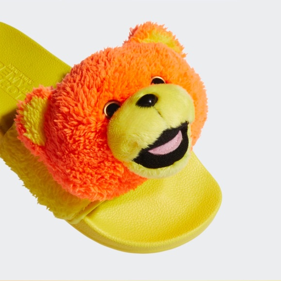 Jeremy Scott Adilette Teddy Slides - Picture 2 of 5
